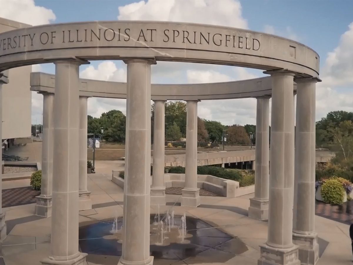 Roman architecture with the words "University of Illinois Springfield"